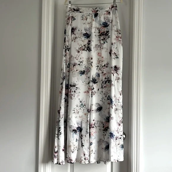 Show Me Your MuMu Princess Di Maxi Skirt Floral Bouquet - Picture 5 of 7